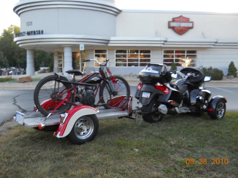 RTS & Simplex at a vintage bike show