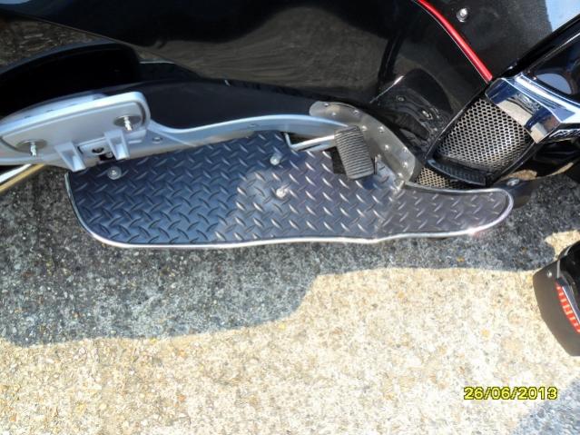 Seal Floorboard showing fixings
Front S/S M6 x 45mm + washer 
Rear S/S M6 X 30 + Penny washer