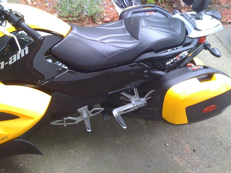 seat bags pegs lh side