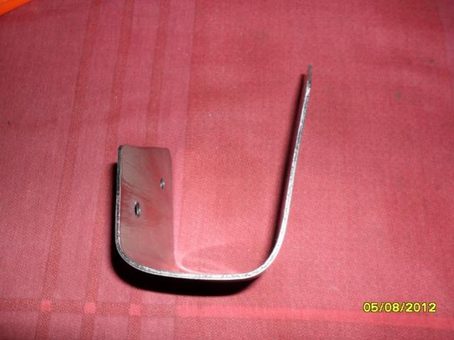 Shape of StaIniless Steel bracket 
Looking from the Rear  

Made by Eddie Sheppard 
Reading UK