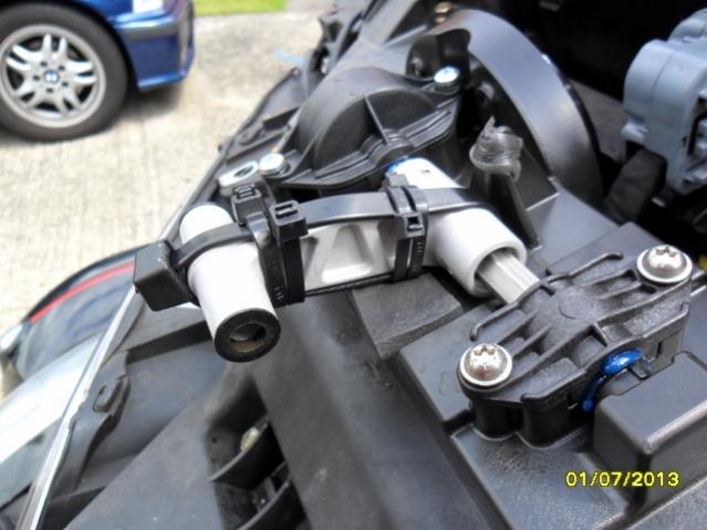 Side view of all Zip ties used for the middle bracket 
Note - Foam rubber used below the the middle bracket for it to rest on when in the down positio