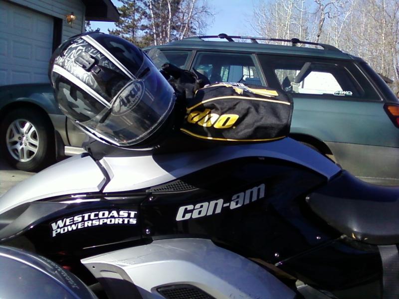 side view of the gauntlets of JUSTICE