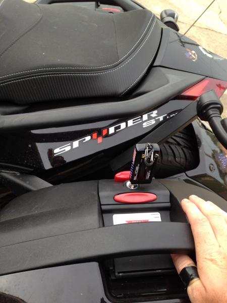 SO handy!  Fyi OEM bag key had a hole for a ring, but not ignition?! Fixed THANK YOU keyport!!