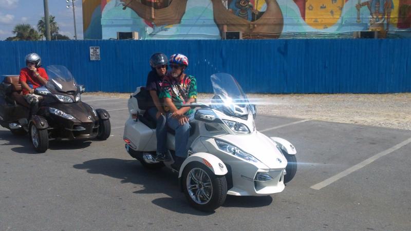 some of the Spyder riders from Central Florida