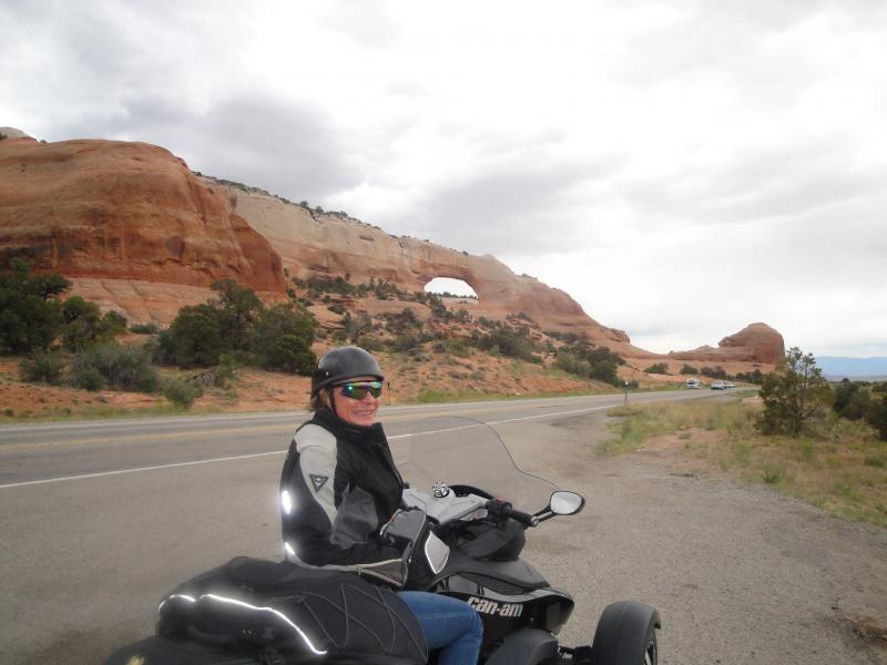 South of Moab, Utah - Another arch!
