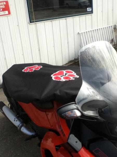 Sport cover made in Cordura.