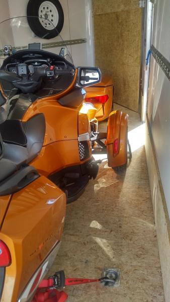 Spyder and Freedom trailer anchored in
