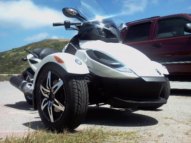 Spyder at Pescaero, CA Coast