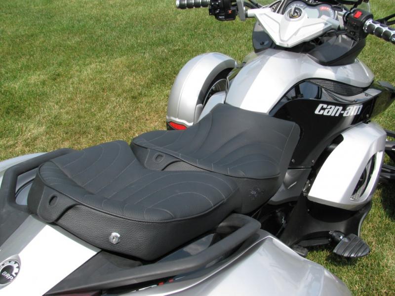Spyder corbin saddles