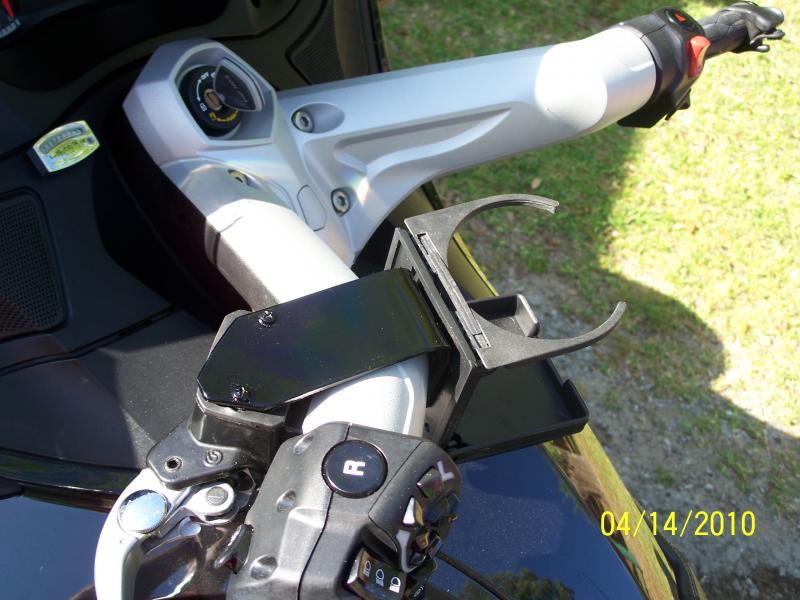 Spyder drink holder 001