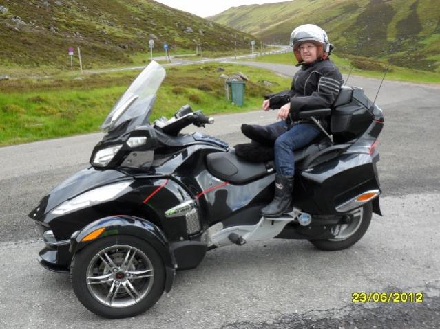 Spyder in the Scotish Highlands