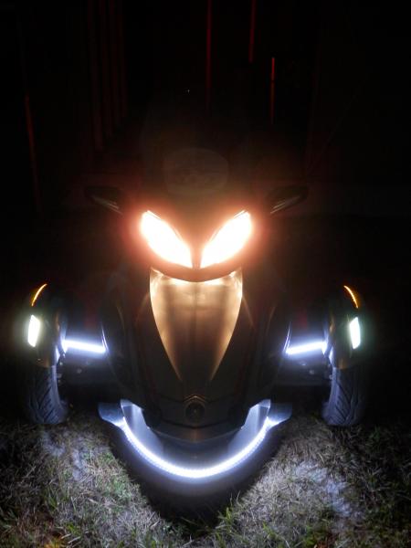 Spyder lighter Front Lights