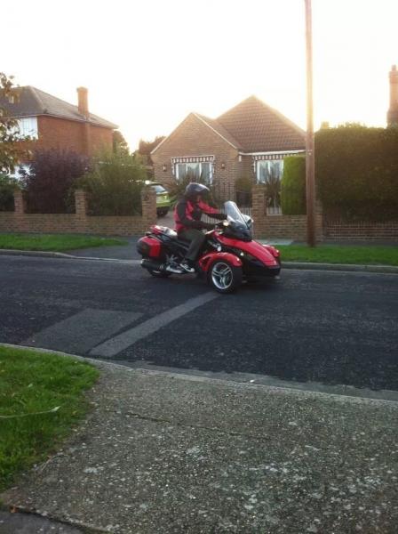 Spyder prior to upgrades, me setting off on a 400 mile ride home.