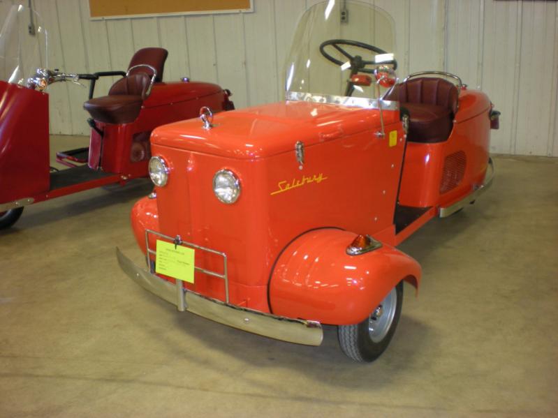 Spyder prototype?
1950 Salsbury Tri-Car left front
