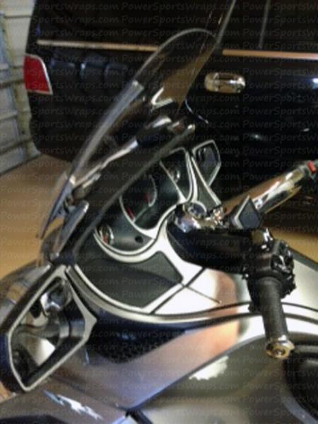 Spyder RT Silver Carbon fiber dash kit