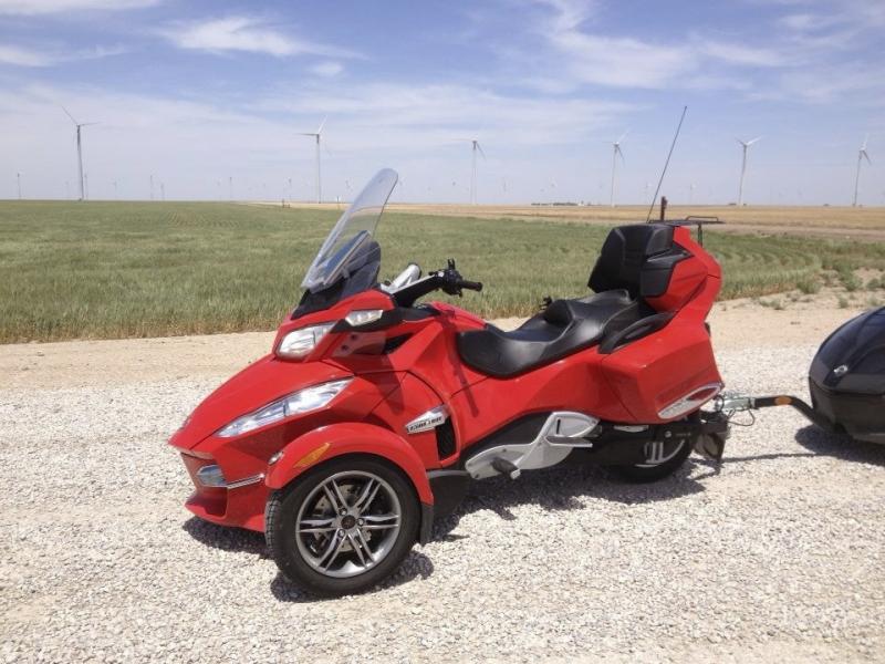 Spyder visits Western Kansas