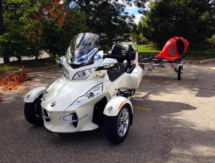 Spyder with Kayak 2