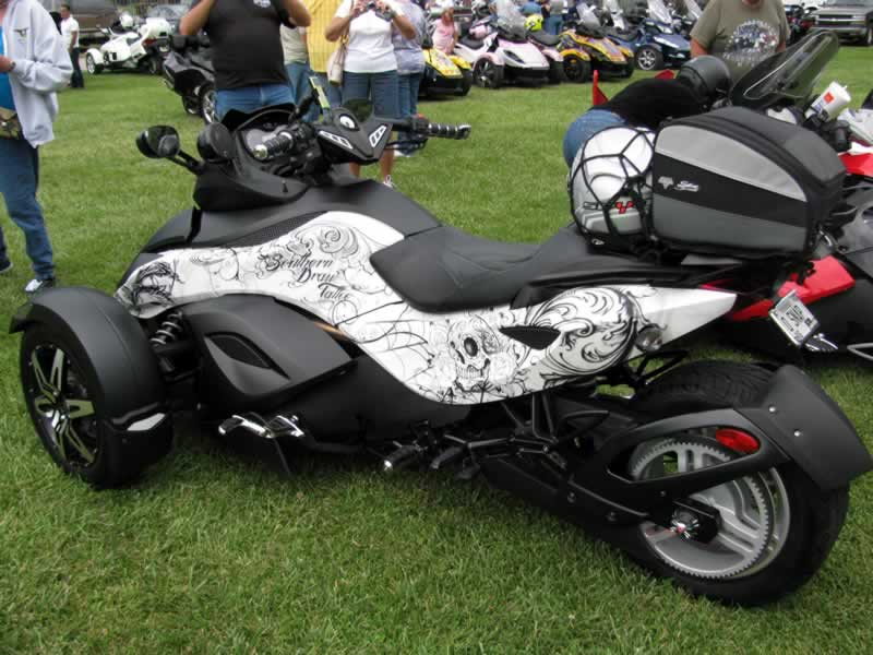 Spyder won best in show