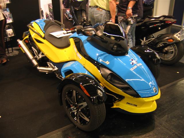 spyder4smallaj3[1] copy