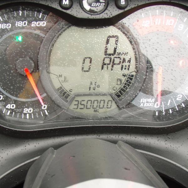 SpyderDeb reaches 35K miles on the wet way home