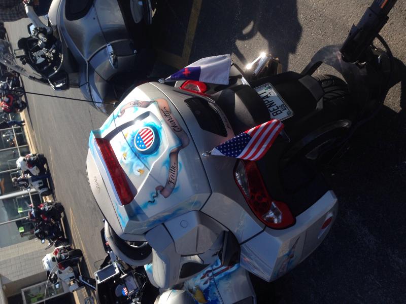 @spyderfest'15 & was nice enough to send me his spare emblem covers THX!