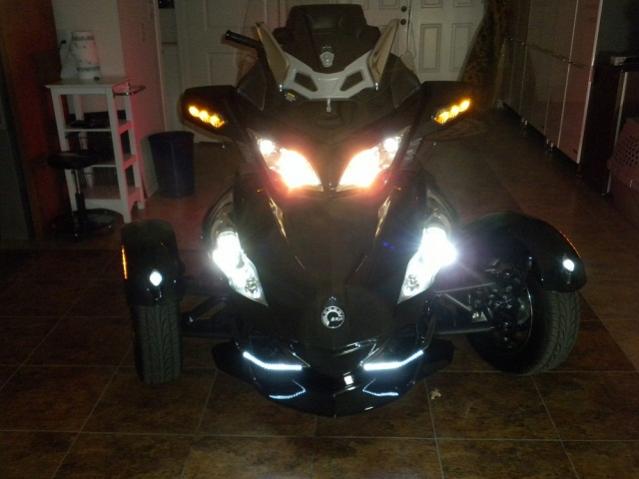 SpyderLights=B 11 27 10
This shows the Fog lights as 6000K HID; Double Play making the turn signals do dual duty (turn/marker); Custom Dynamics bright