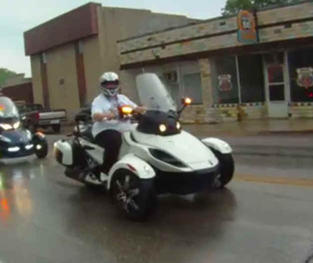 SpyderMeLucky in parade