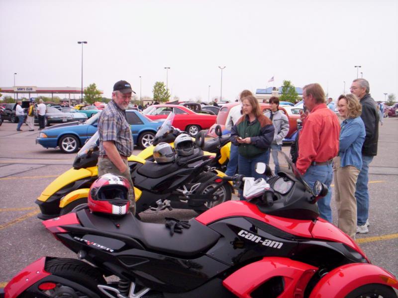 Spyders at Culver's Car Show