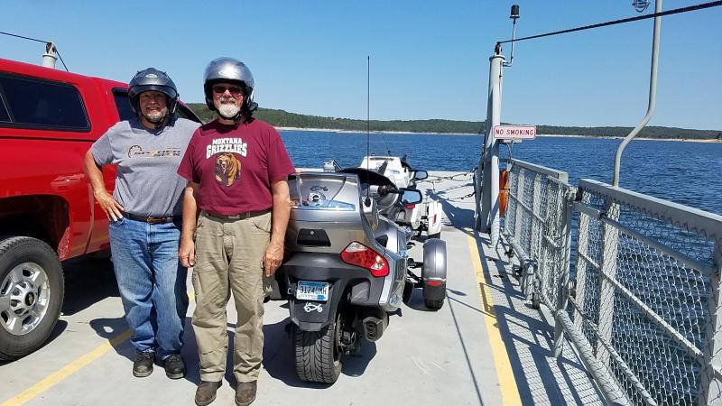 Spyders on a Missouri Ferry