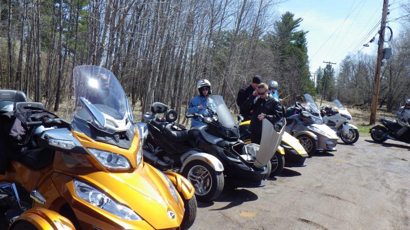 Stopped at Thomson Reservoir - water roaring out of the dam.