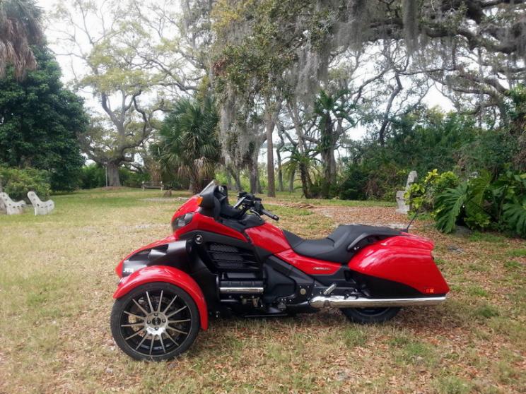 sturgis gold wing trike side1