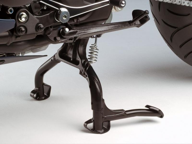 Suzuki GSX1250FA Motorcycle 2