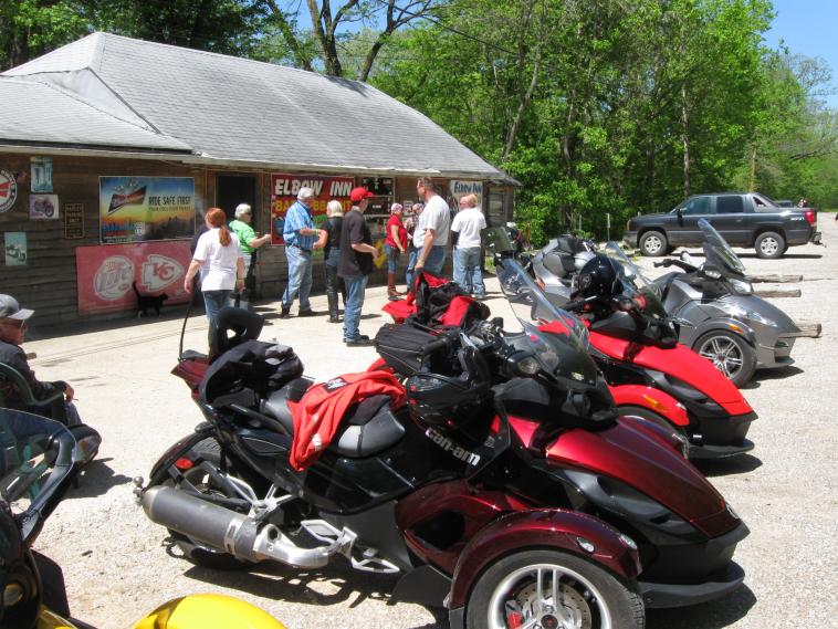 The Elbow Inn on the Piney River
