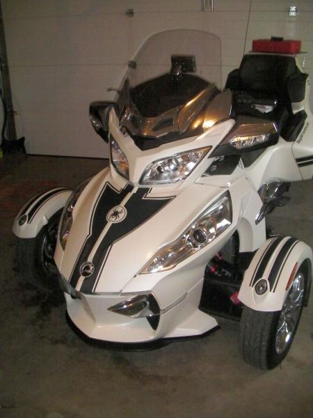 The Kiss Mobile 2011