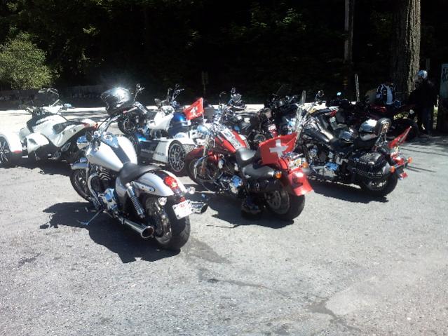 The rest of the group I encountered at Alice's