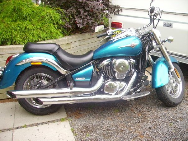 This is my husband's 07 when it was brand hammer new...and naked!