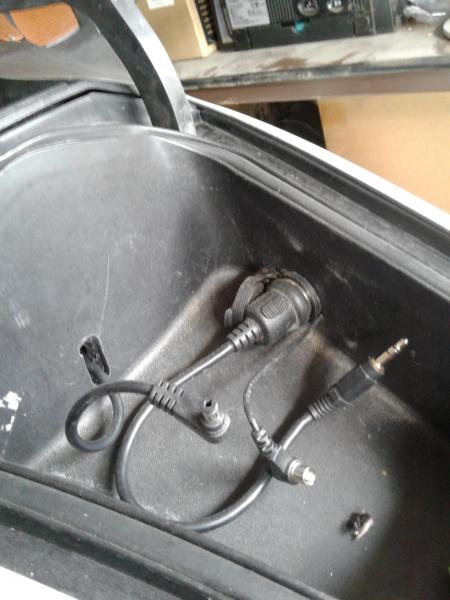 This is the MP-3 / Sirius XM plug that I removed from the rear trunk & some wires associated to the Sirius radio .....