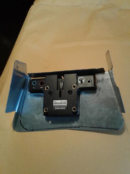 This is the radio connector inside the home made frame .... it's the bottom side ....