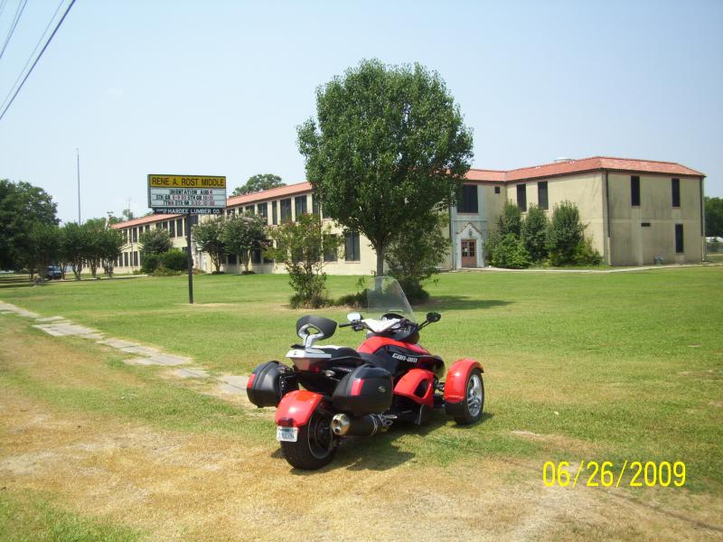 This was the Kaplan High School in Kaplan, LA when I graduated there in 1962.  The building was in use when I started school in 1950 and is still in s