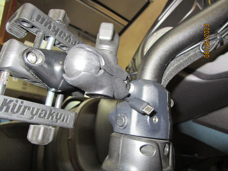 Top Cuff for phone mount