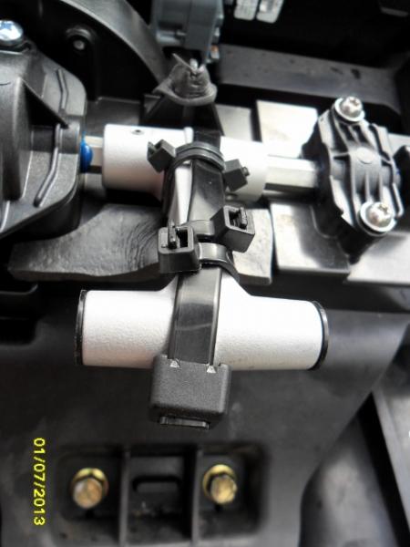 Top view of al zip ties used 
Note - This was before I placed the Windshield securing zip ties below the bracket to ensure they don't hit the Windshie