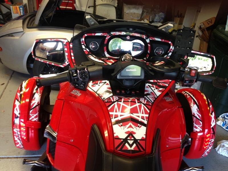 Tricled's 2013 Fender LED kit (Picture was taken in daylight... looks LOT BETTER at night!)