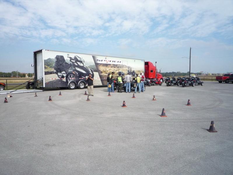 truck800

Lytle,TX demo 11/7/09