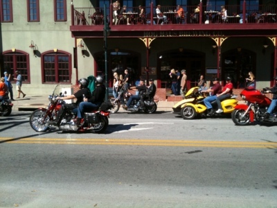 unknown spyder couple on dixon st.jpg