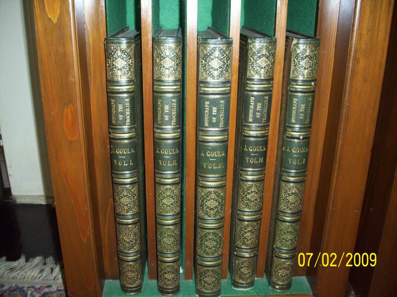 Various sized volumes. There were 2 smaller versions that someone hand copied and used some type of shiny paint/pens....not sure, but beautiful.