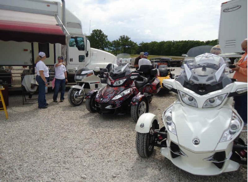 vendor village and spyders Wed 4 25 12