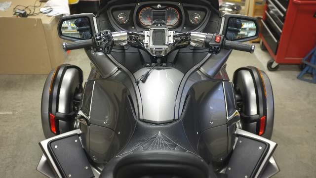 VERTIKA RUNNING BOARDS