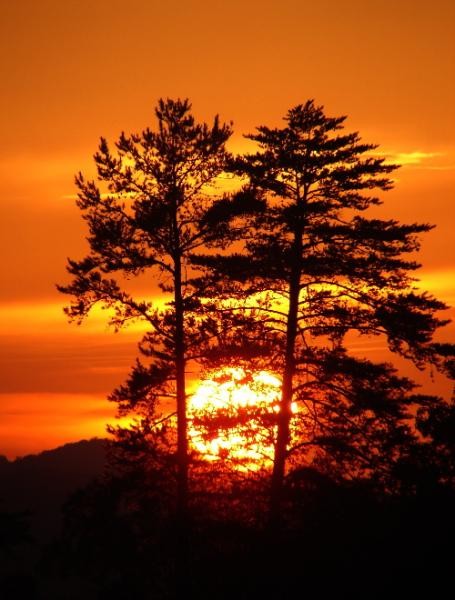 Western NC has some outrageous mountain sunsets