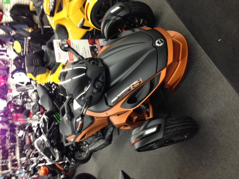 wish I could turn this but first site in showroom... bought it 15 minutes later