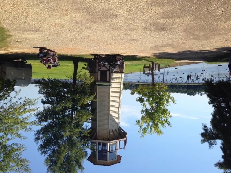 WOW a light house in NW LoUiSiAna!¿  keppler creek lake fyi